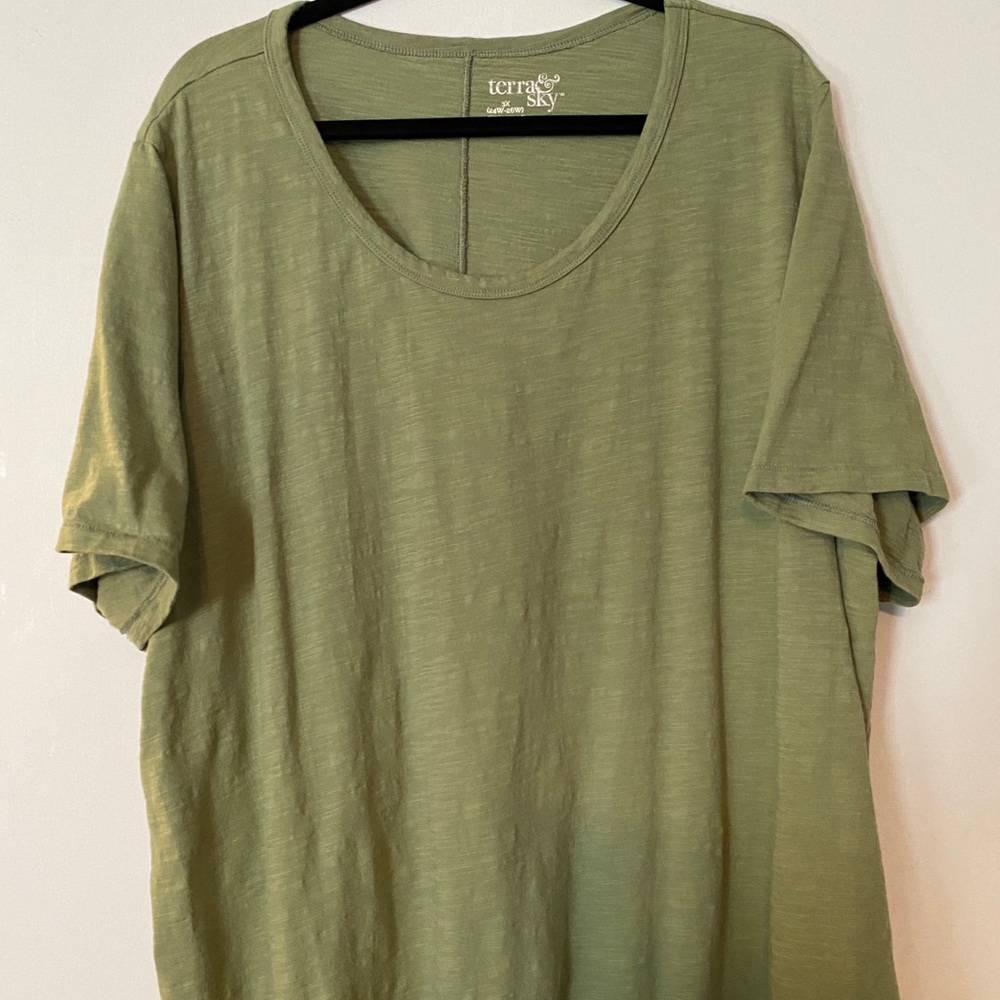Terra & Sky olive t shirt